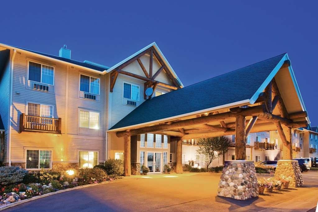 Best Western Plus Riverfront Hotel And Suites Great Falls Exterior photo