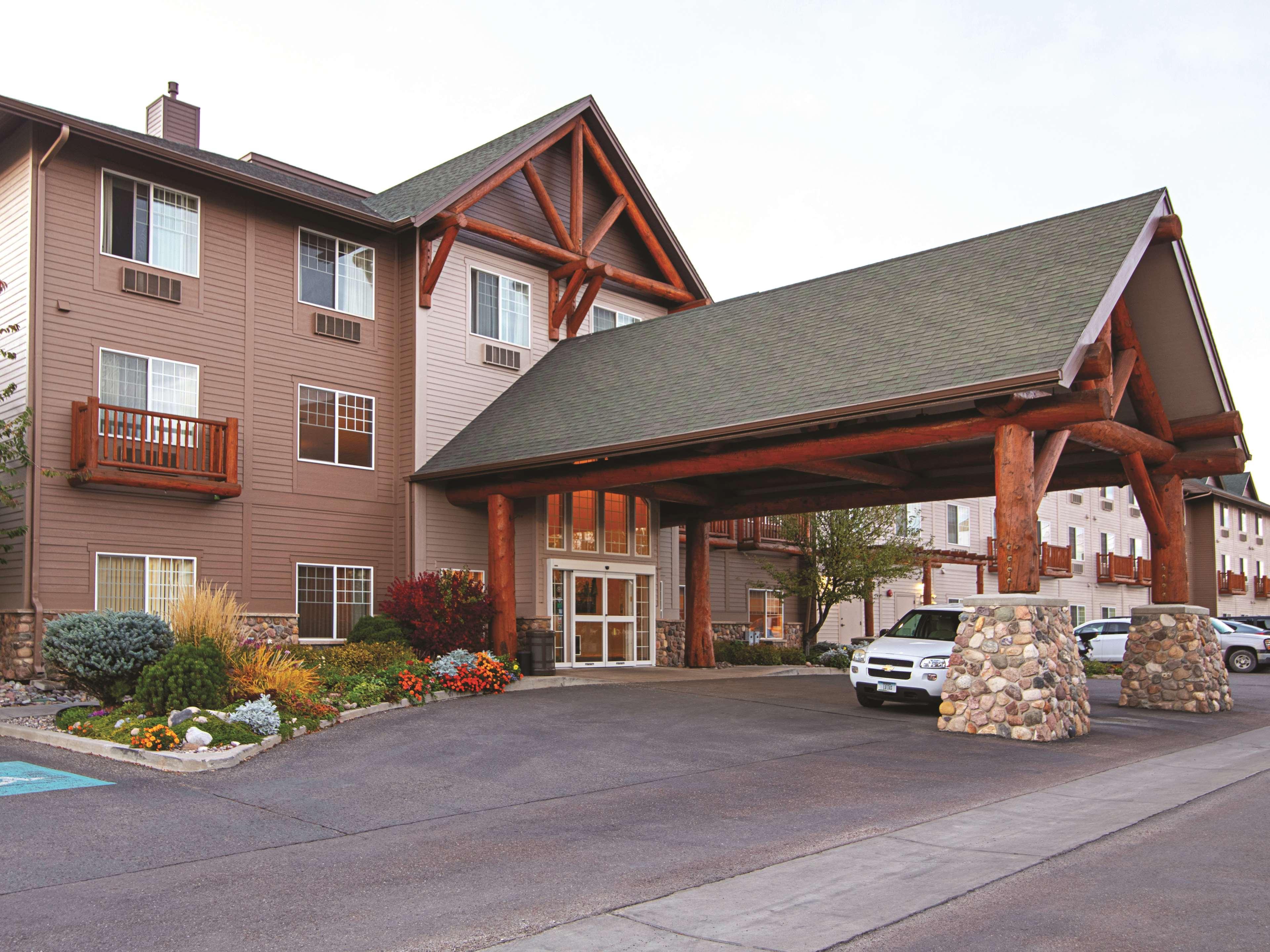 Best Western Plus Riverfront Hotel And Suites Great Falls Exterior photo